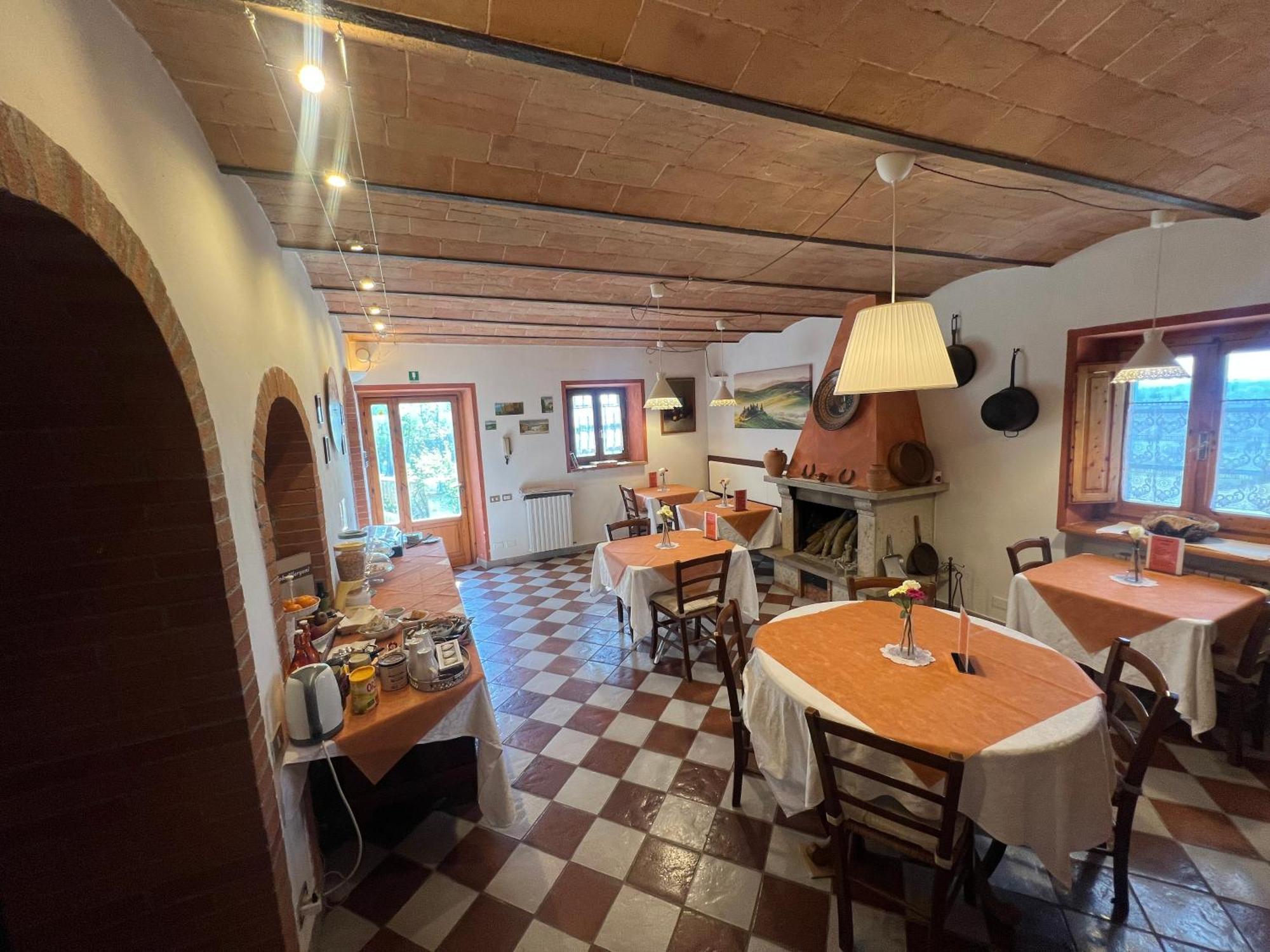 Bed and Breakfast Mancino Поджібонсі Екстер'єр фото