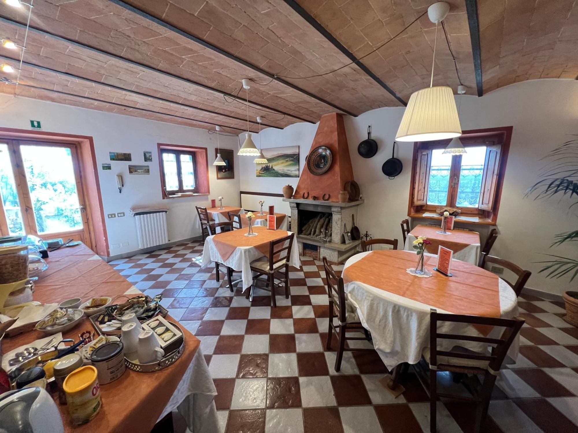 Bed and Breakfast Mancino Поджібонсі Екстер'єр фото