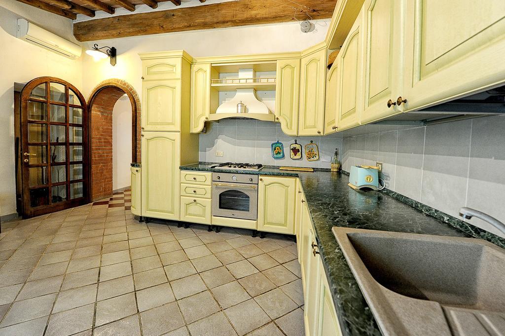 Bed and Breakfast Mancino Поджібонсі Екстер'єр фото